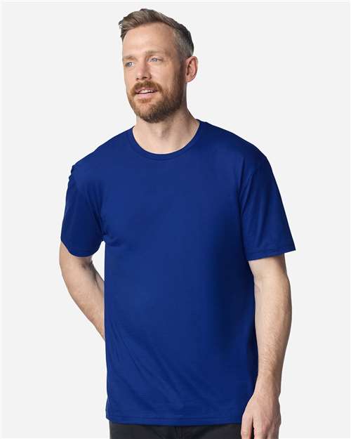Gildan 64000 Unisex Softstyle® T-Shirt
